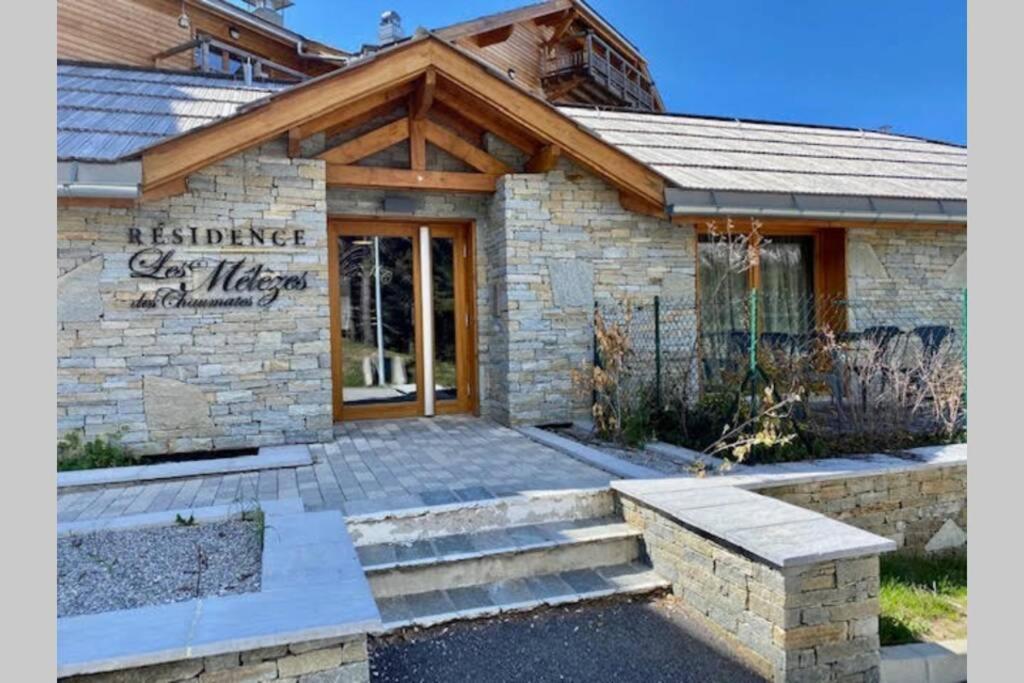 Appartement De Charme Dans Residence Avec Piscine La Joue Du Loup Saint-Étienne-en-Dévoluy Exteriér fotografie