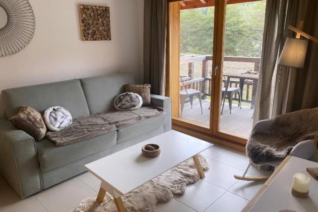 Appartement De Charme Dans Residence Avec Piscine La Joue Du Loup Saint-Étienne-en-Dévoluy Exteriér fotografie